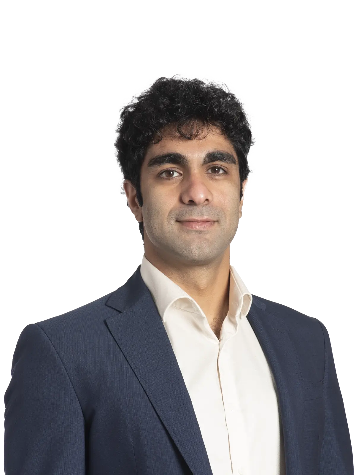 Kiyan Savar headshot