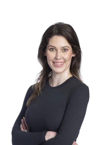 Sarah Ashkan headshot