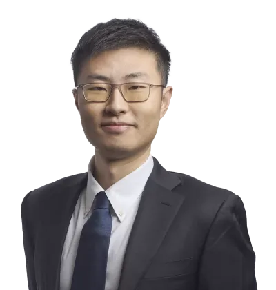 Bowen Xue headshot