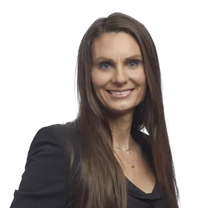 Larissa Neumann headshot