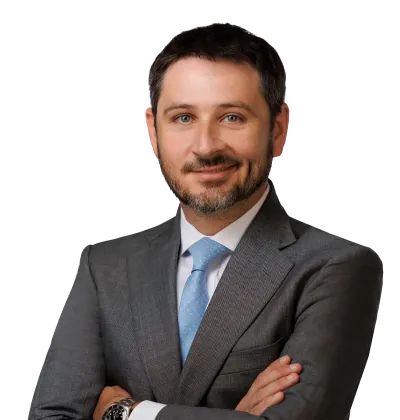 Ryan Sellinger headshot