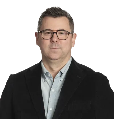 Alex Rea headshot